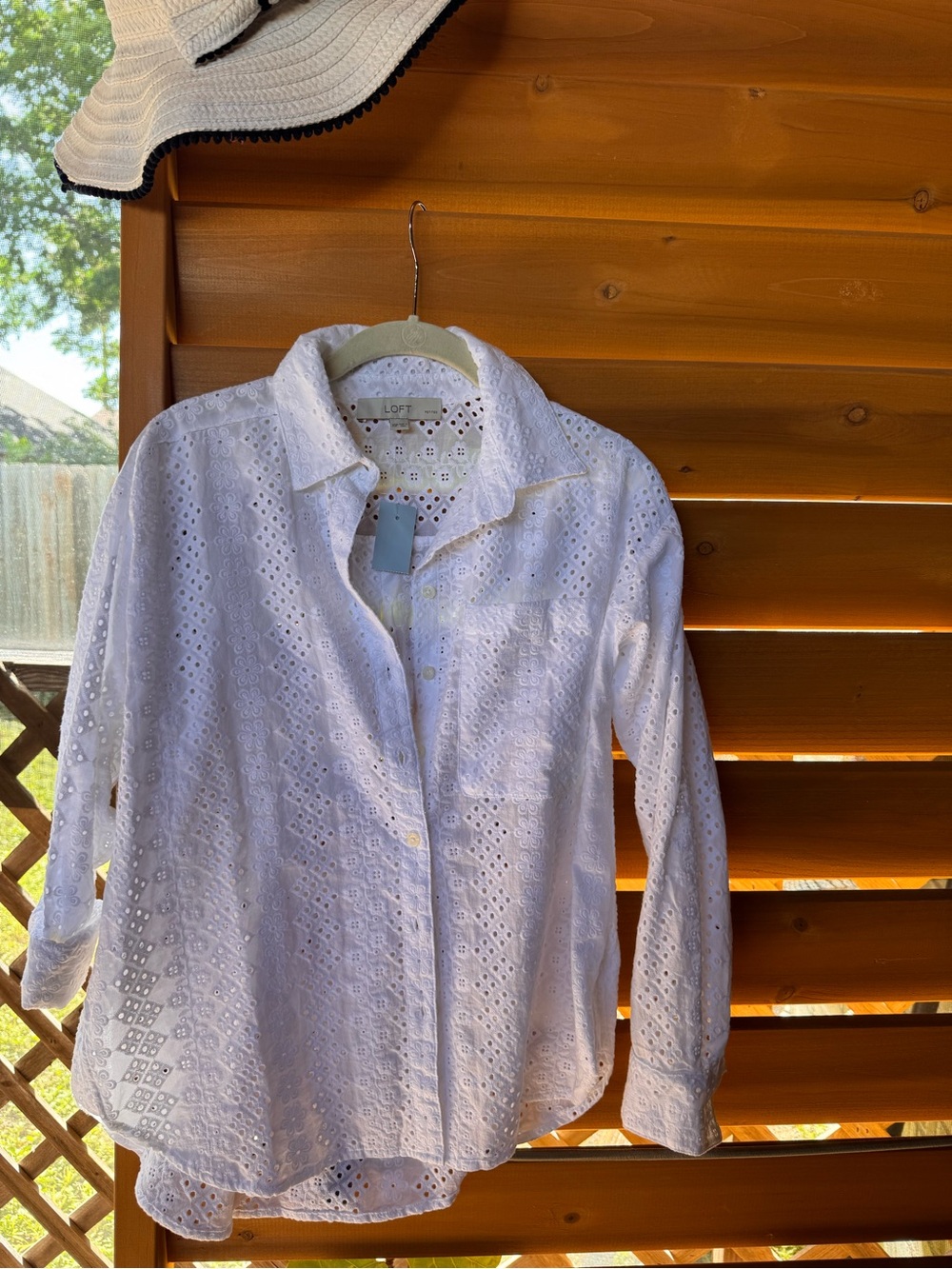LOFT White Broderie Anglaise Button-Down Blouse NWT - Picture 11 of 11